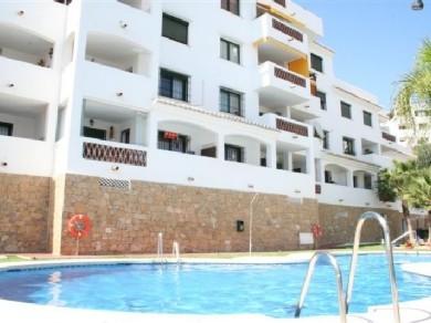 Apartamento con 2 dormitorios se vende en Benalmadena Costa, Costa del Sol