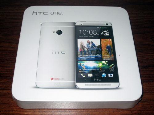 Htc one plata - nueva sin desprecintar con garantia + libre