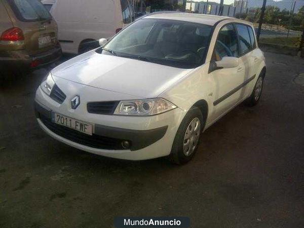 Renault Megane 1.5dCi Busin. 105 eco2