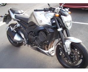 YAMAHA FZ1