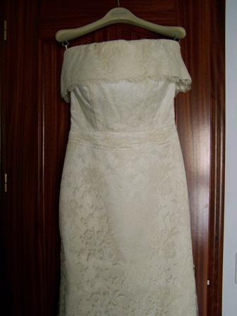 Vendo maravilloso vestido de novia de encaje de Rosa Clará