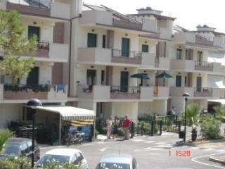 Apartamento en residencia : 3/4 personas - junto al mar - vistas a mar - giulianova  teramo (provincia de)  abruzo  ital