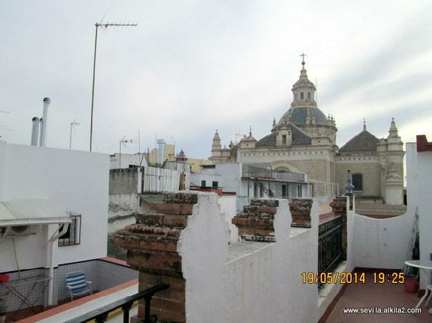 Atico con maravillosas vista a la iglesia del salvador