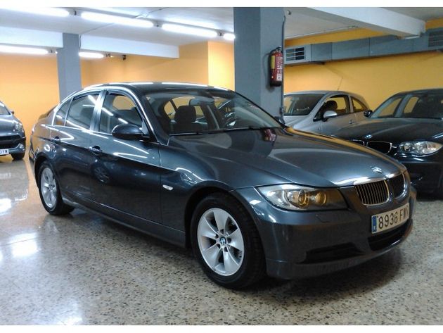 BMW 325i