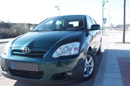 Vendo Toyota Corolla 2.0D modelo 4D Sol en MADRID