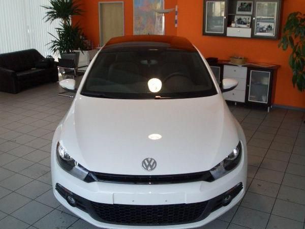 Volkswagen Scirocco 2.0 TSI DSG