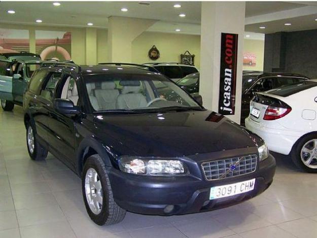 Comprar coche Volvo Xc 70 2.5 T Awd Cross Country '03 en Valencia