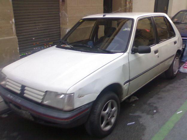 *Se vende peugeot 205 perfecto estado: itv aldia perfecto estado muy economico