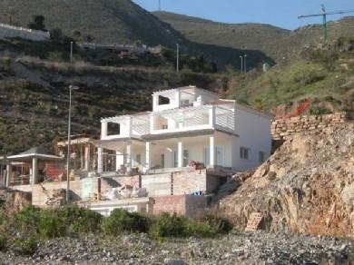 Chalet con 4 dormitorios se vende en Benalmadena Pueblo, Costa del Sol