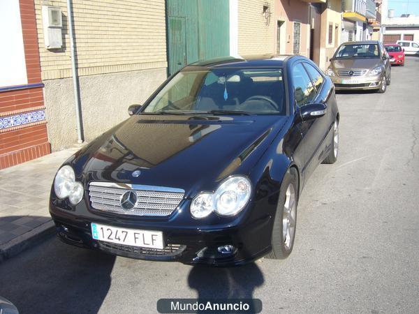 MERCEDES C-200 SPORT COUPE