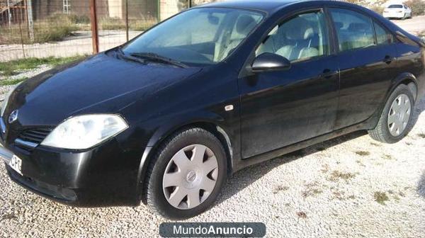 Nissan Primera del año 2004 - Villena