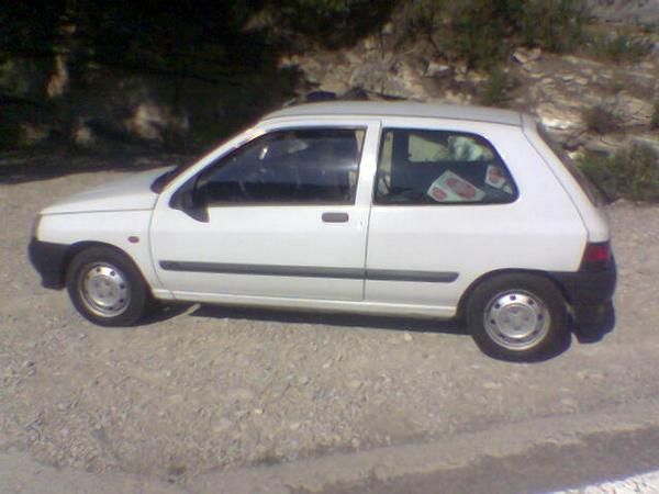 RENAULT CLIO 1900 DIESEL