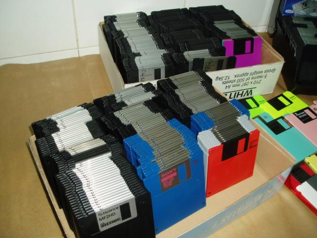 Diskettes reciclados (y nuevos) 2x1 como en el super