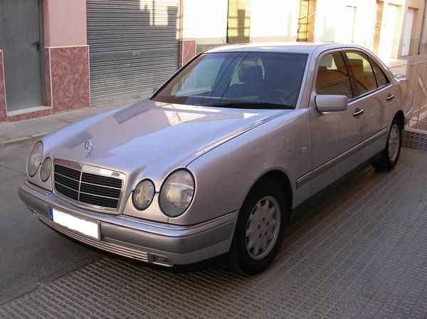 Mercedes E 290 TD ELEGANCE