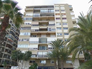 Apartamento con 2 dormitorios se vende en Malaga, Costa del Sol