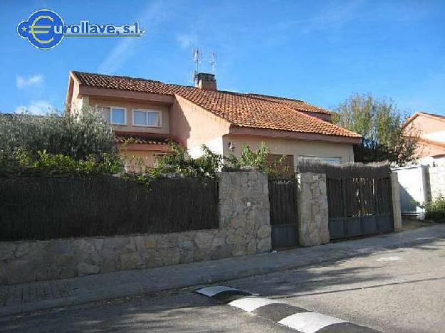 Casa pareada en Fresno de Torote