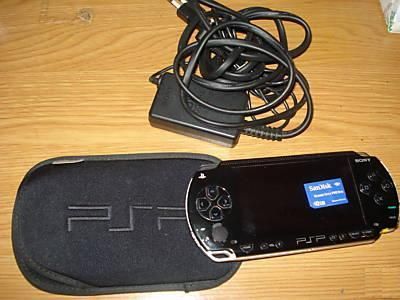 Psp Slim Negra pirateada + 8 Gb + funda