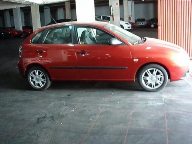 Venta de Seat Ibiza 1.9 TDI 100cv '06 en Majadahonda