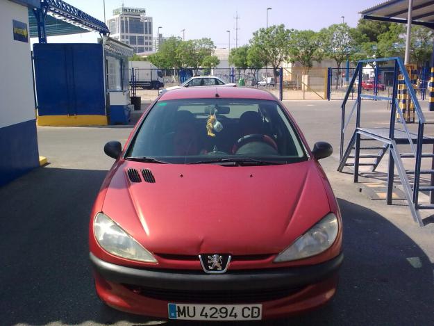 PEUGEOT 206