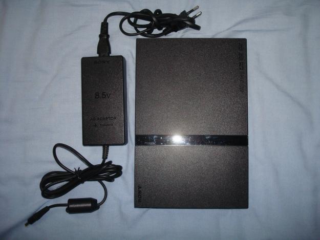 Playstation 2 slim - two (PS2)