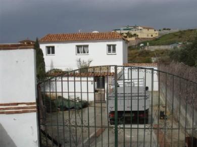 Chalet con 4 dormitorios se vende en Mijas Costa, Costa del Sol