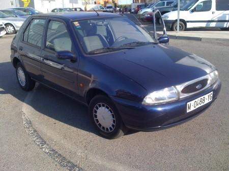 Ford Fiesta 125  ghia 5 p en Madrid