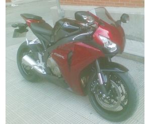 HONDA CBR 1000 RR FIREBLADE