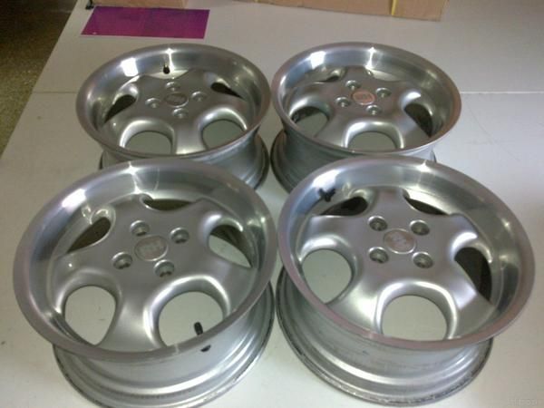 LLANTAS RH 7X15 4X100