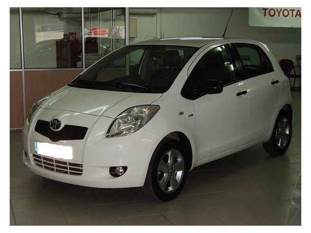 TOYOTA YARIS Yaris 1.3 VVTi Rock in Rio 5p