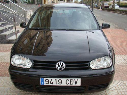 Volkswagen Golf 1.6 Conceptline 105