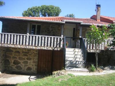 3b  , 1ba   in O Savinao (Capitalidad: Escairon),  Galicia   - 90000  EUR