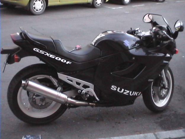 Suzuki GSX600F