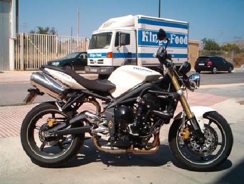 2008 TRIUMPH STREET TRIPLE 675