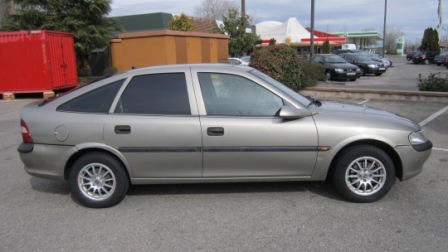 1998 Opel vectra 1.9 82cv 850€     688203542