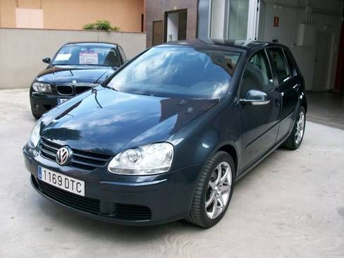 VOLKSWAGEN PASSAT 2.0TDI TRENDLIN