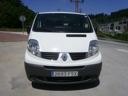 RENAULT TRAFFIC 2.0 DCI COMBI 9  PASSENGER - Vizcaya