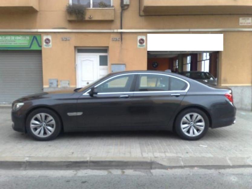 2010 BMW 730 d