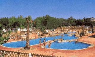 Mobilhome : 4/6 personas - piscina - vias plage  herault  languedoc-rosellon  francia