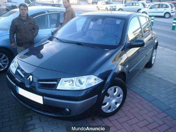 Renault Megane DYNAMIQUE 1.9DCI 130CV