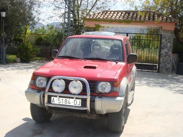 Vendo o cambio mitshubishi pajero 2.800 turbodiesel del 97