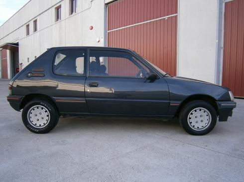 Peugeot 205 1.6 GTX 3P