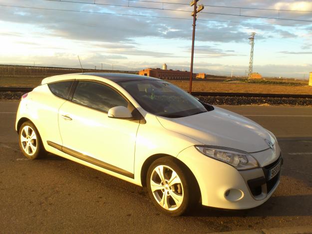 Renault Megane Coupé Dynamique 1600 110cv 2009