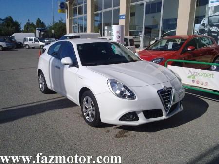 Alfa Romeo Giulietta DISTINTIVE en Alicante