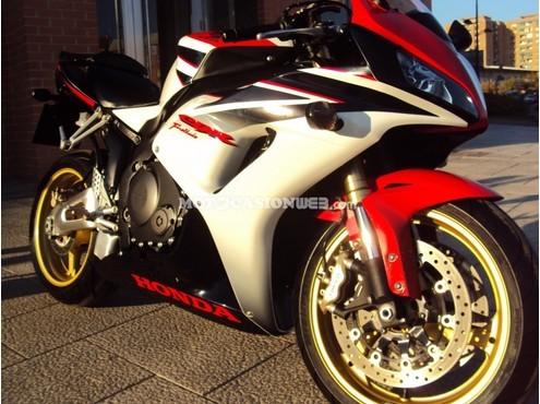 HONDA CBR 1000 RR