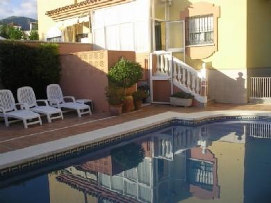 Chalet con 5 dormitorios se vende en Marbella, Costa del Sol