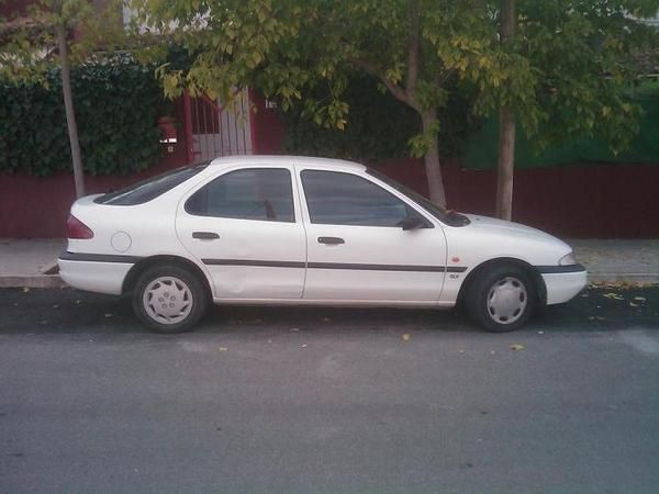 Se vende coche perfecto plan 2000E