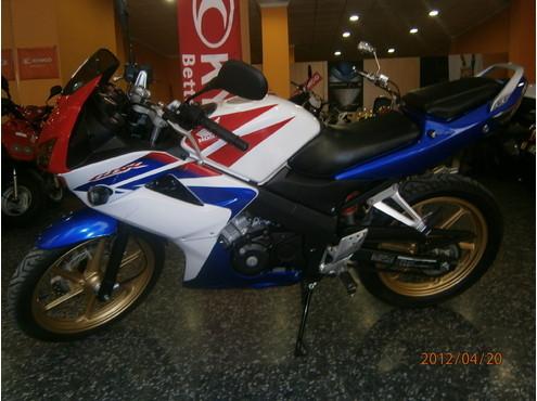 HONDA CBR125R