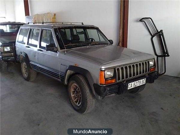 Jeep Cherokee 2.5TD Country