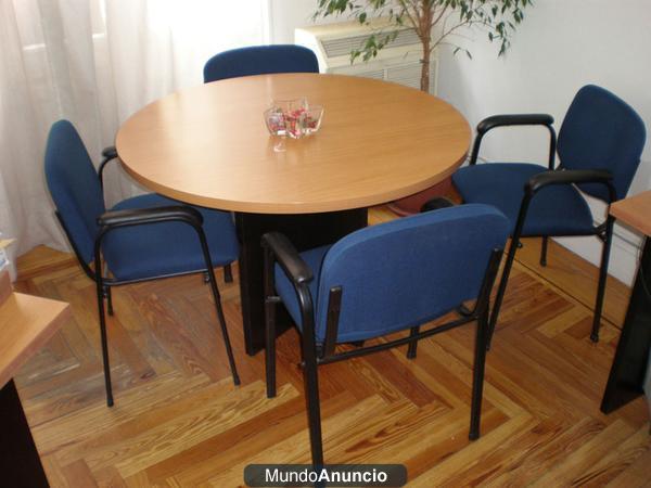 Perfecta y nueva mesa juntas y 4 sillas