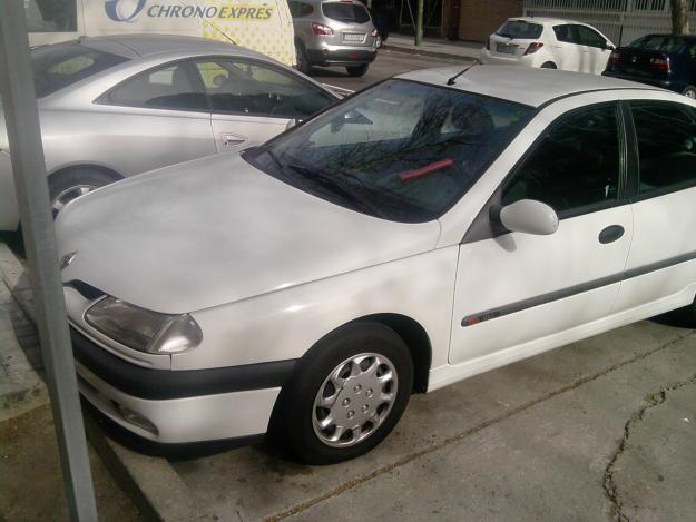 Se vende Renault laguna rxe 2.0 115 cv